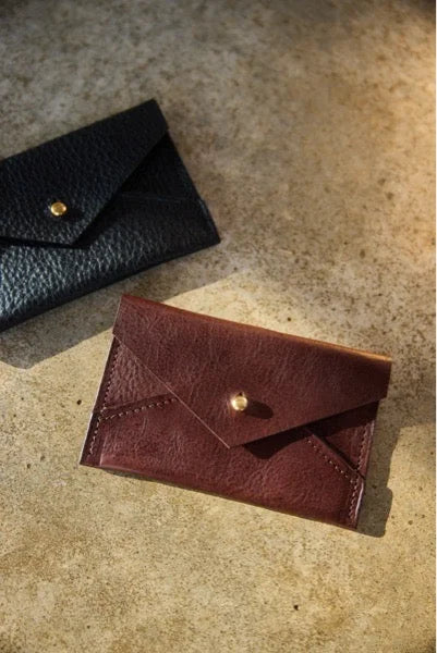 LMOR Studio Cornwall chocolate envelope purse detail, handmade leather clutch close-up