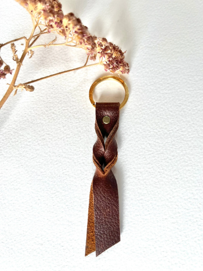 Twist Key Ring | Brown