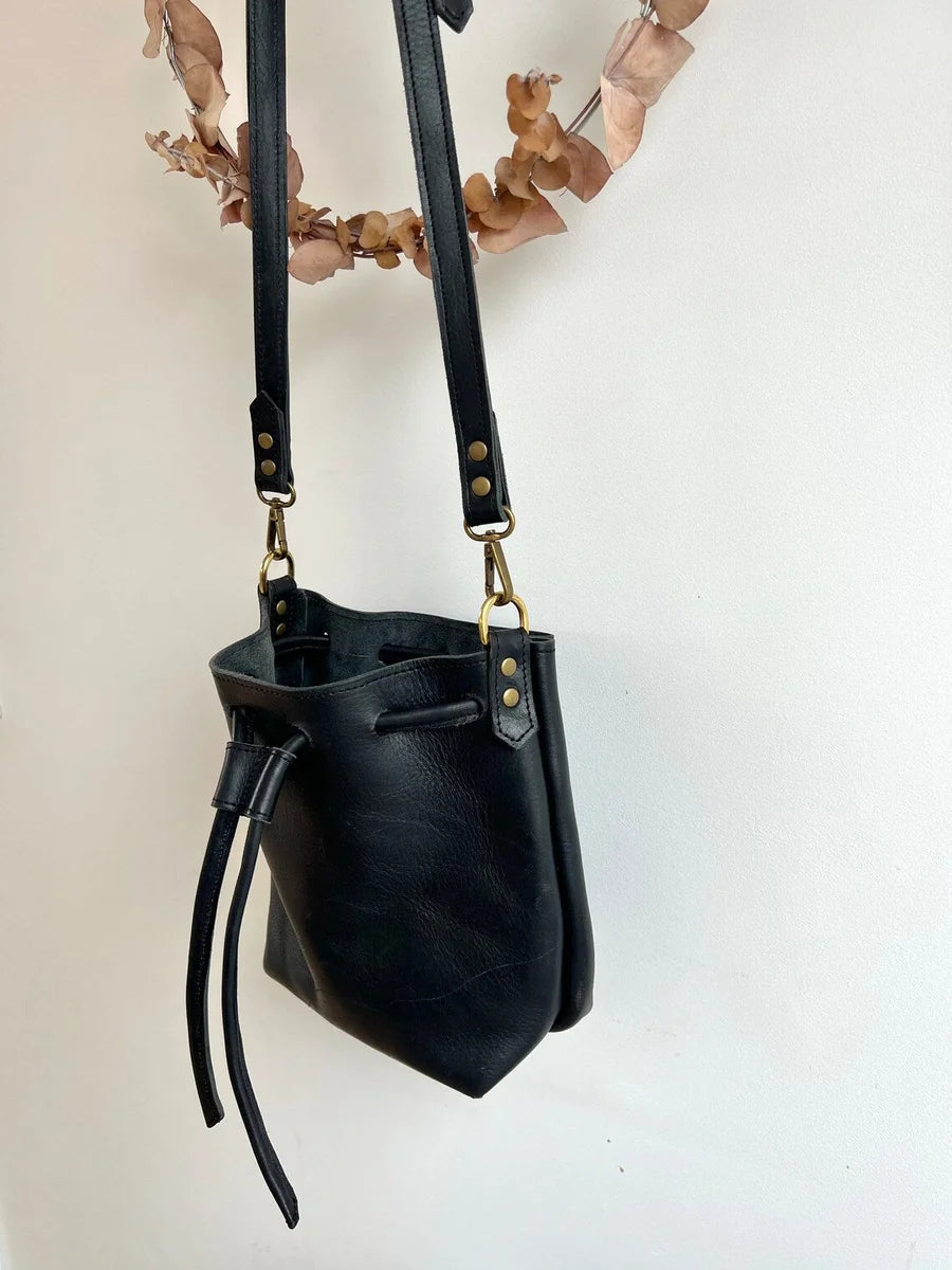 Esme Bucket Bag in black, handmade by LMOR Studio Cornwall - detail close-up view
