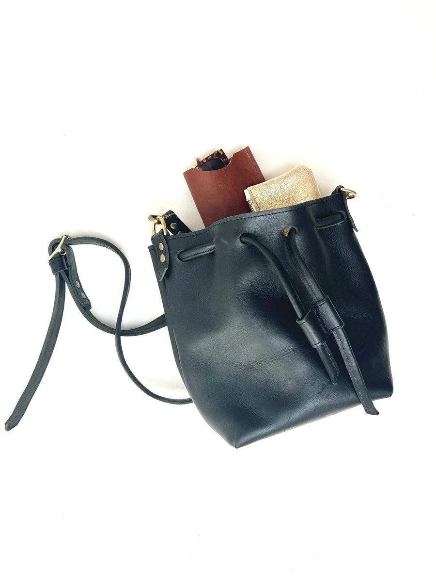 Esme black bucket bag by LMOR Studio Cornwall, handmade leather shoulder bag