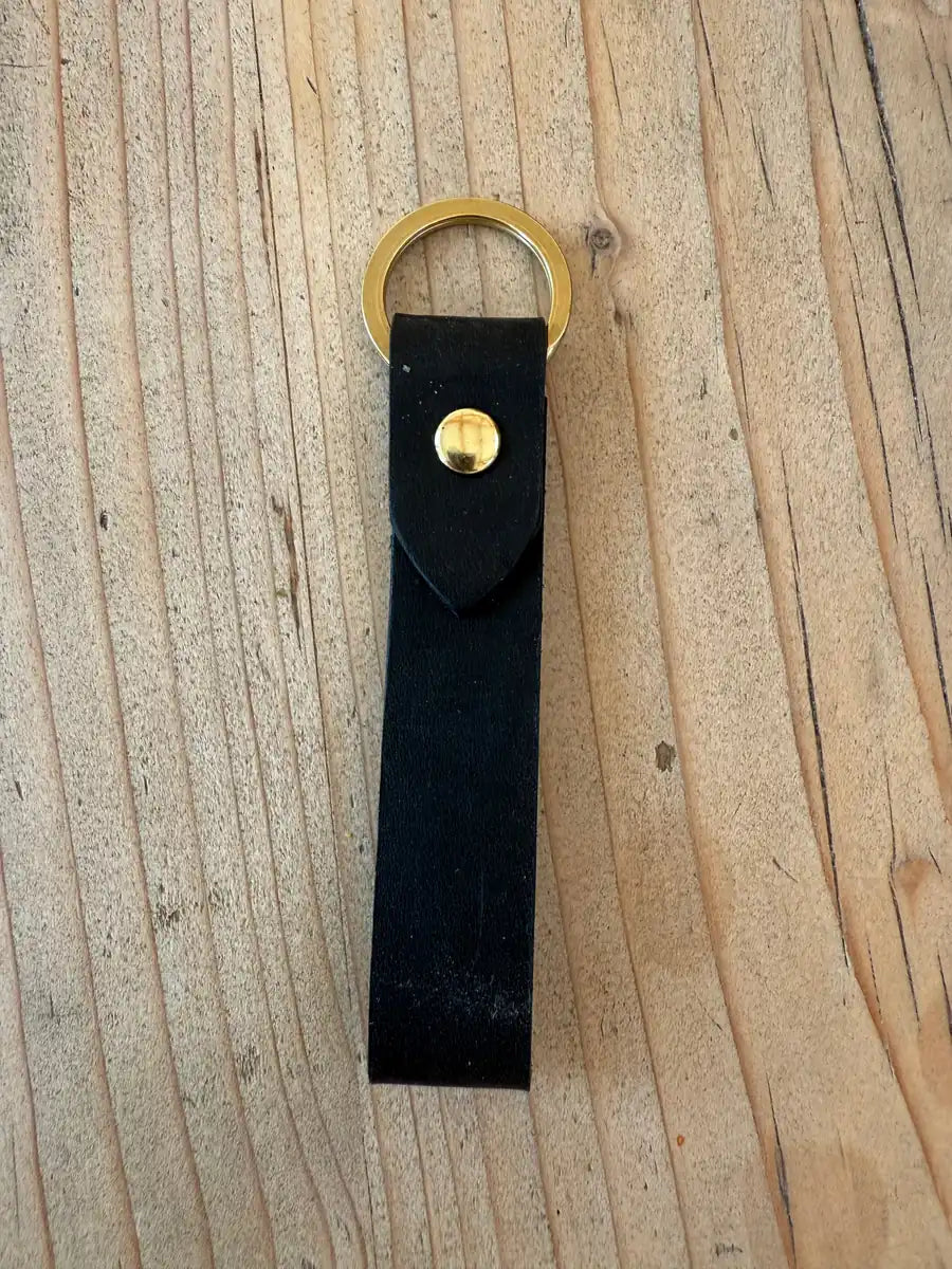 Loop Key Ring in brown leather, handmade by LMOR Studio Cornwall