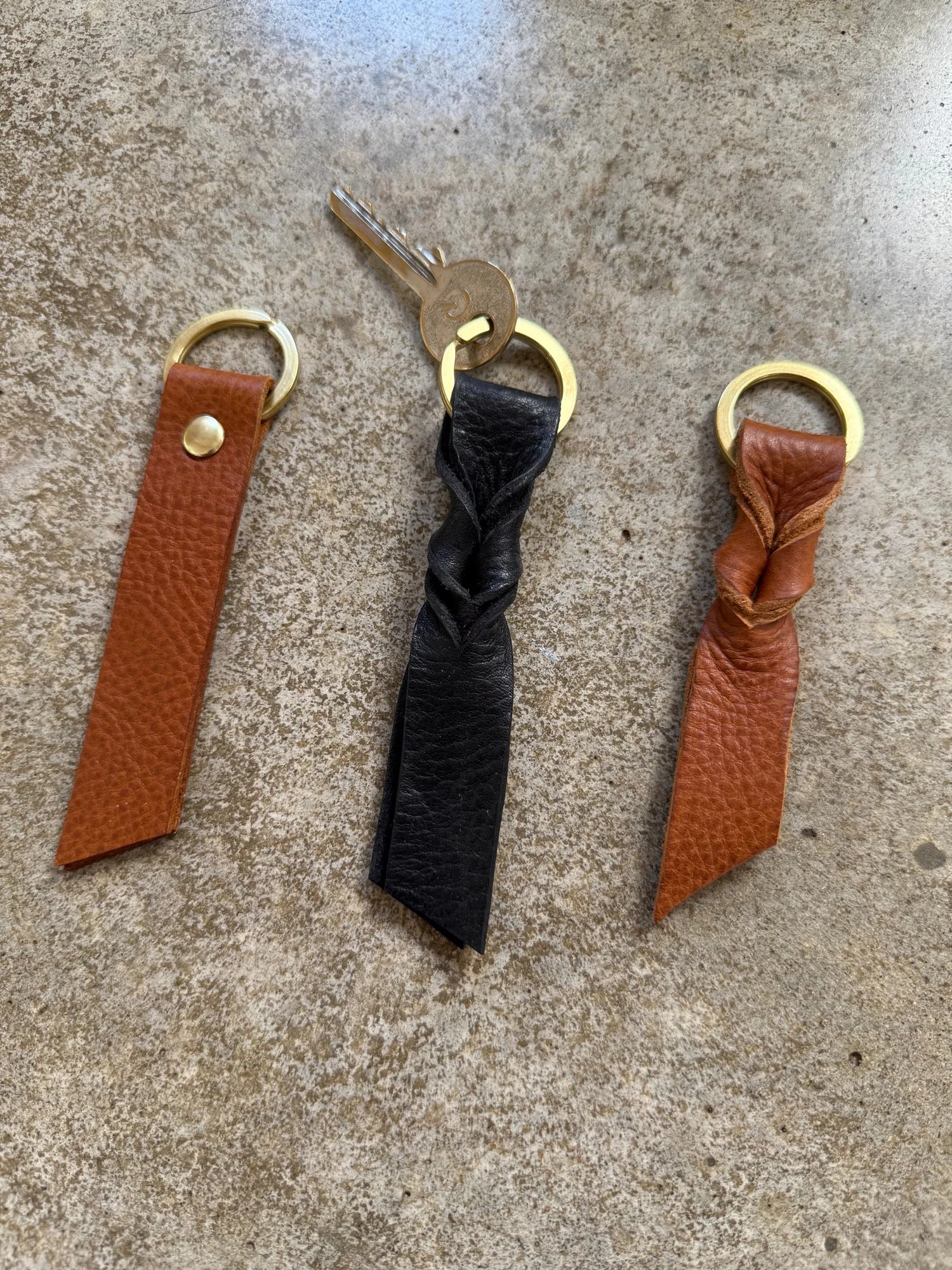Tan Twist Key Ring by LMOR Studio Cornwall, handmade leather accessory with modern twisted design